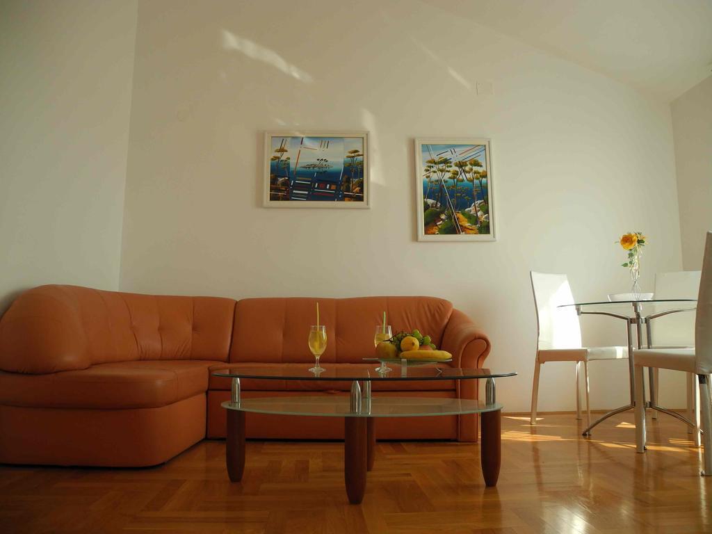 Apartments Antonela Jezera Exterior foto